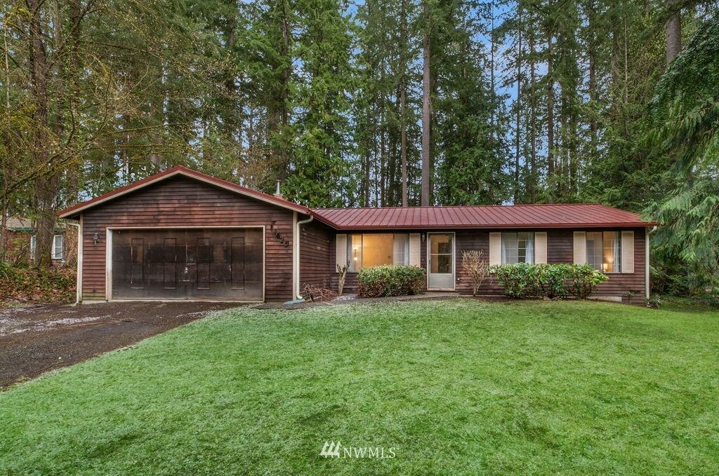 Property Photo:  11420 320th Avenue NE  WA 98014 