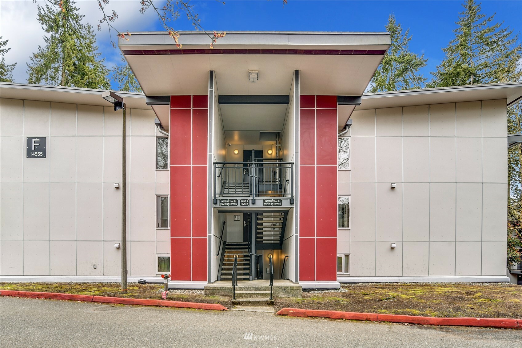 Property Photo: 14555 NE 32nd Street F102 WA 98007