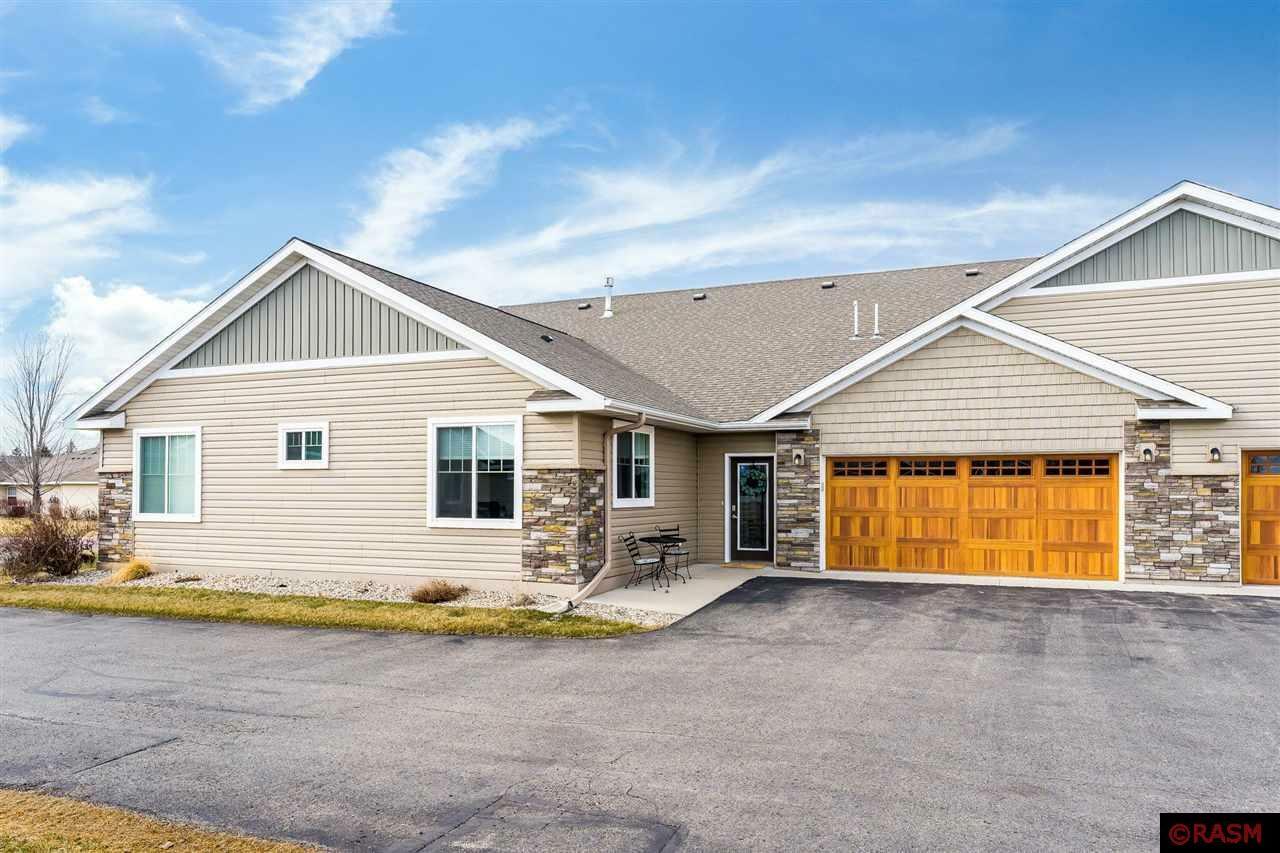Property Photo:  137 Sugar Loaf Drive  MN 56001 