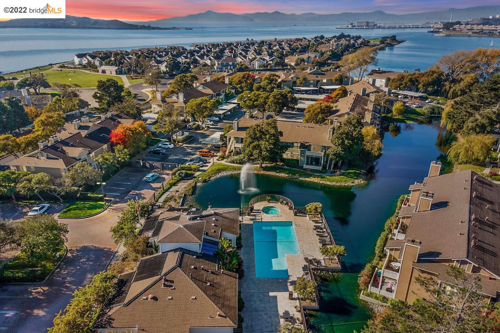 Property Photo:  98 Shoreline Ct  CA 94804 