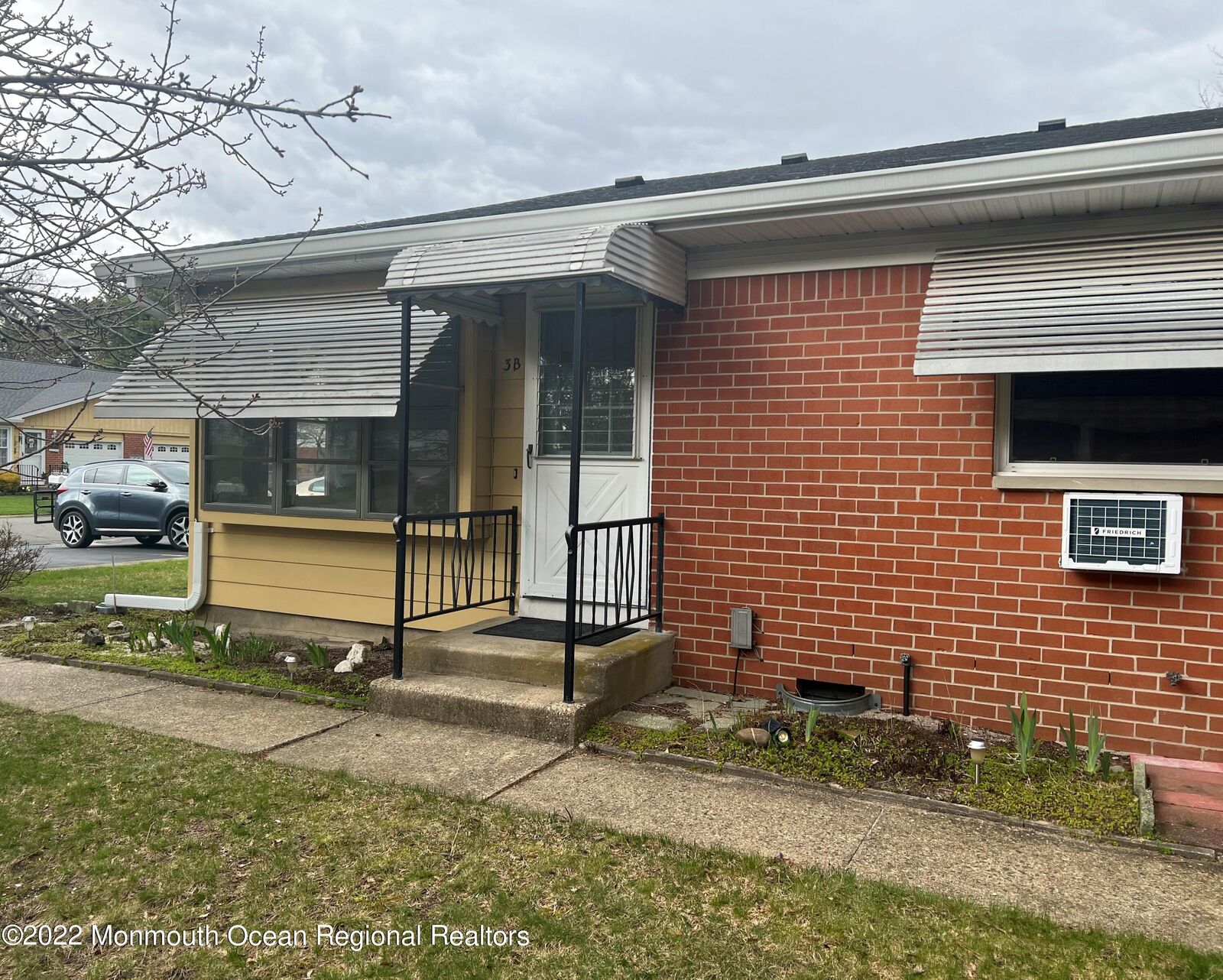 Property Photo:  3 Quaker Lane  NJ 08759 