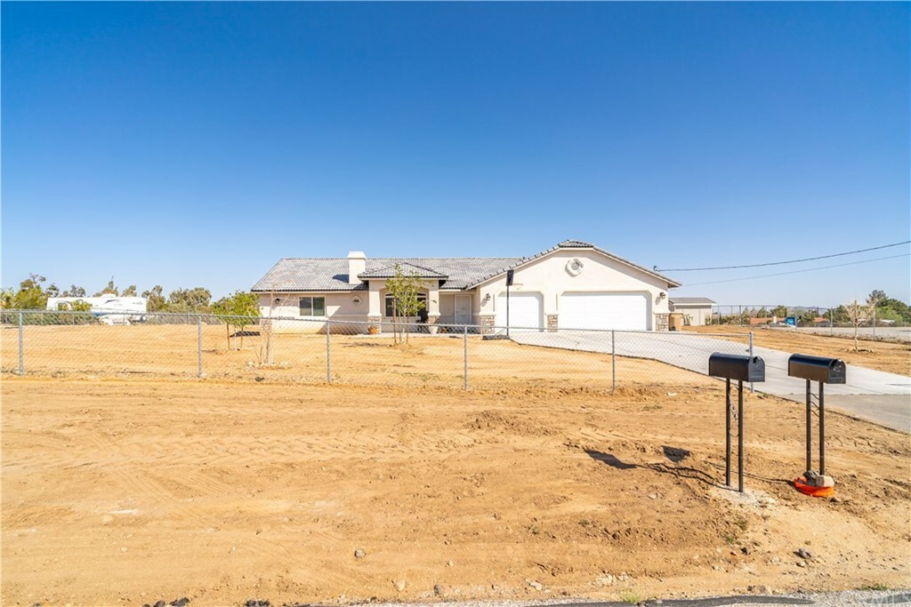 Property Photo: 18128 Mojave Street CA 92345