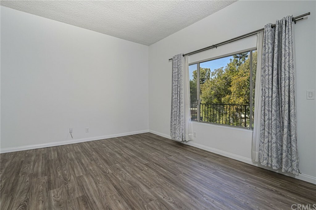 Property Photo:  991 S Idaho Street 102  CA 90631 