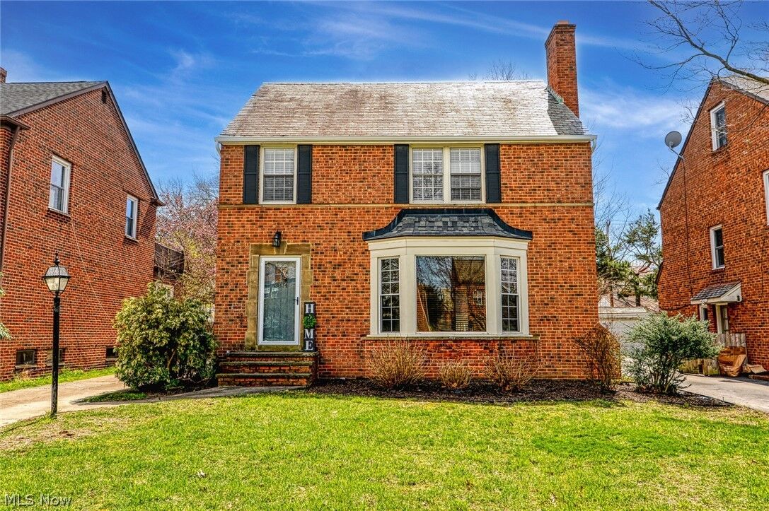 Property Photo: 3874 Grenville Road OH 44118