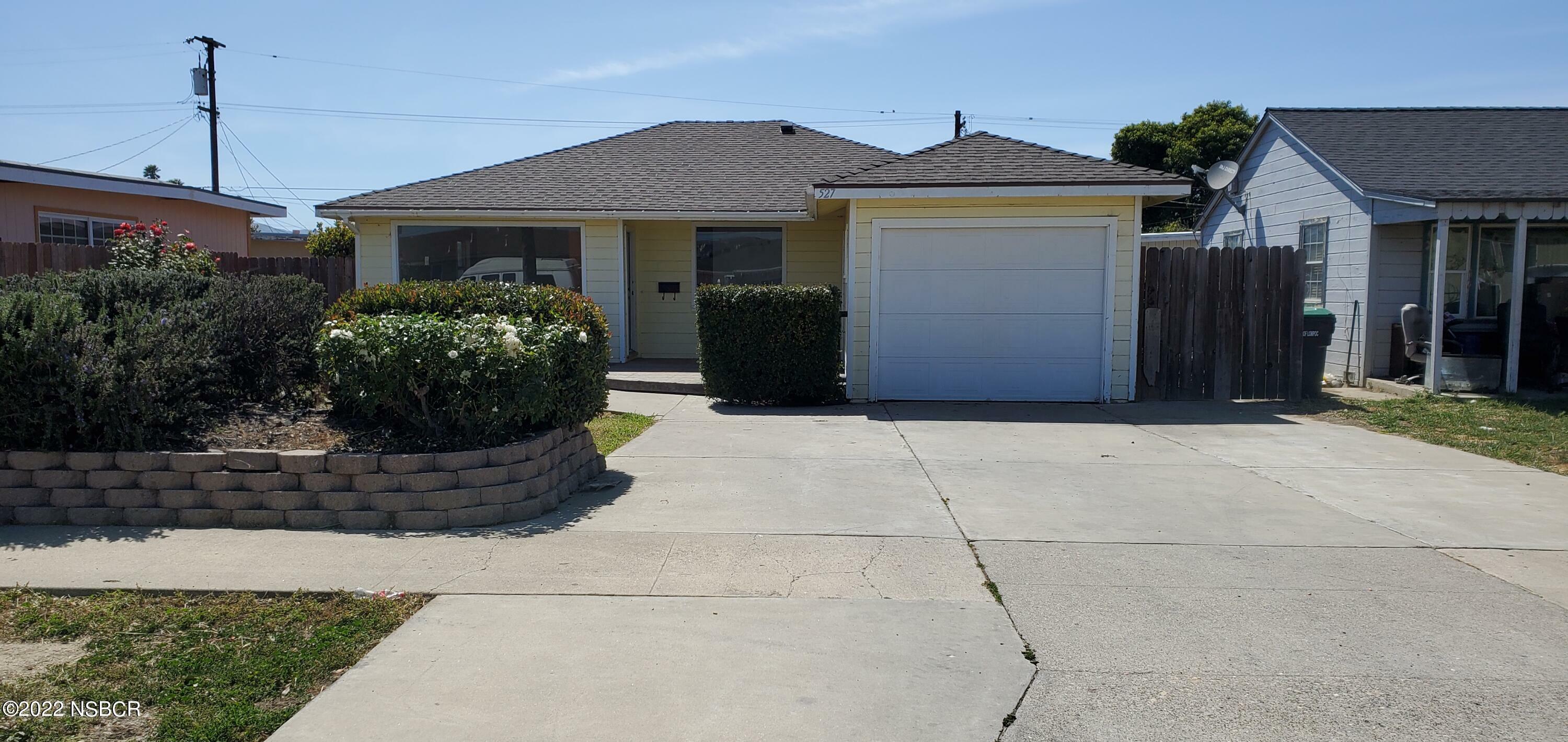 Property Photo: 527 N B Street CA 93436