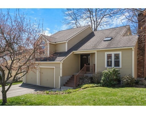 Property Photo: 7 Stonegate Ln MA 01605