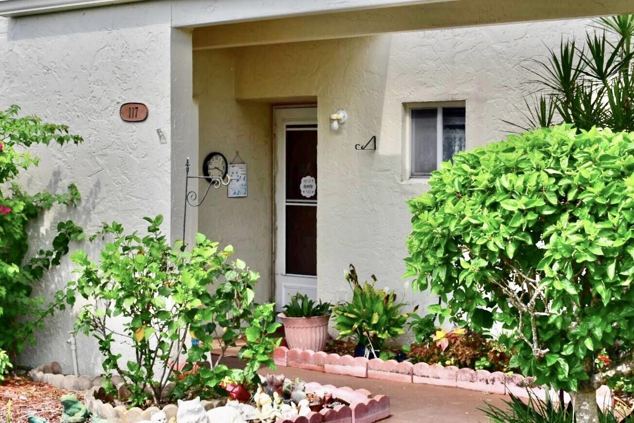 Property Photo:  2541 Boundbrook Boulevard 117  FL 33406 