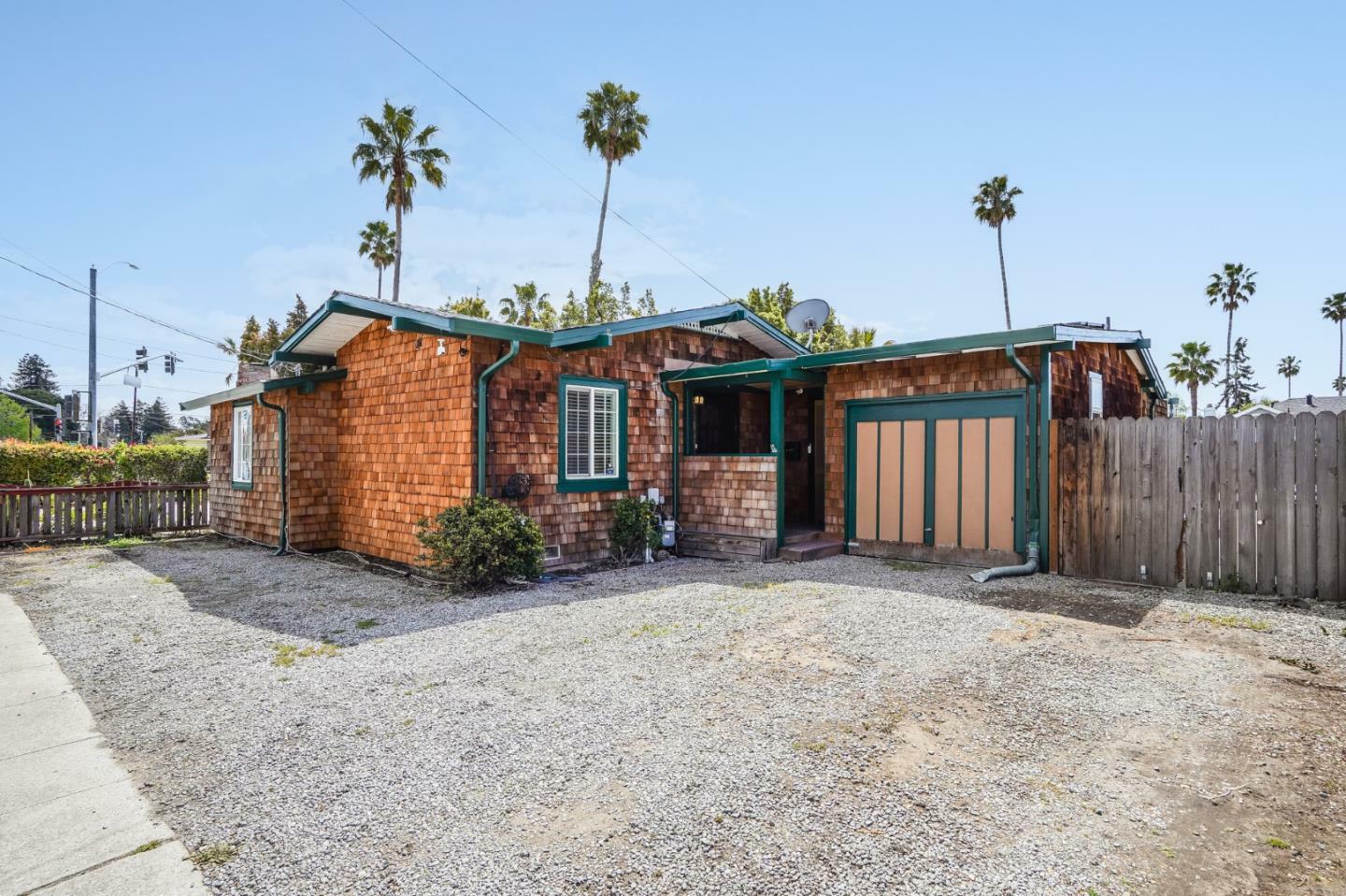 Property Photo:  364 Fairmount Avenue  CA 95062 