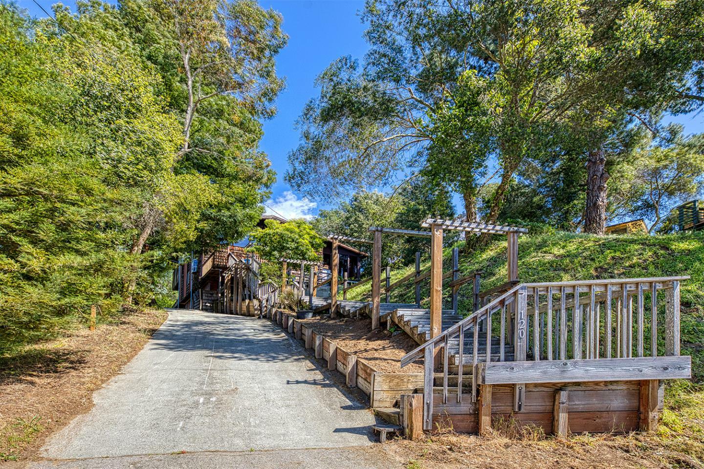 Property Photo:  120 Linda Court  CA 95003 