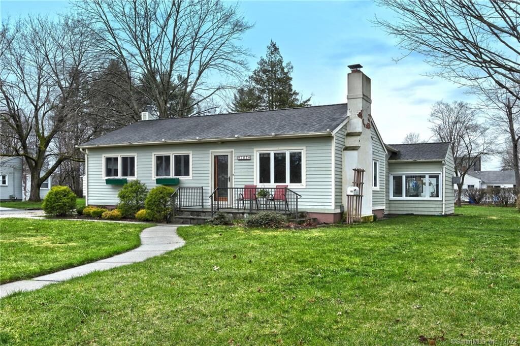 Property Photo:  103 Carmel Street  CT 06518 