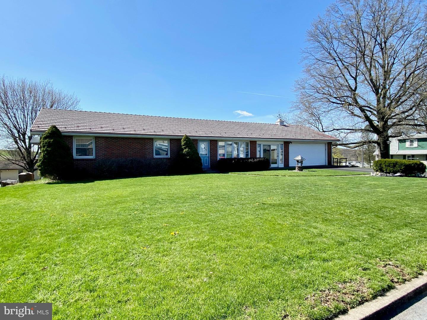 Property Photo:  525 Florence Avenue  PA 19526 