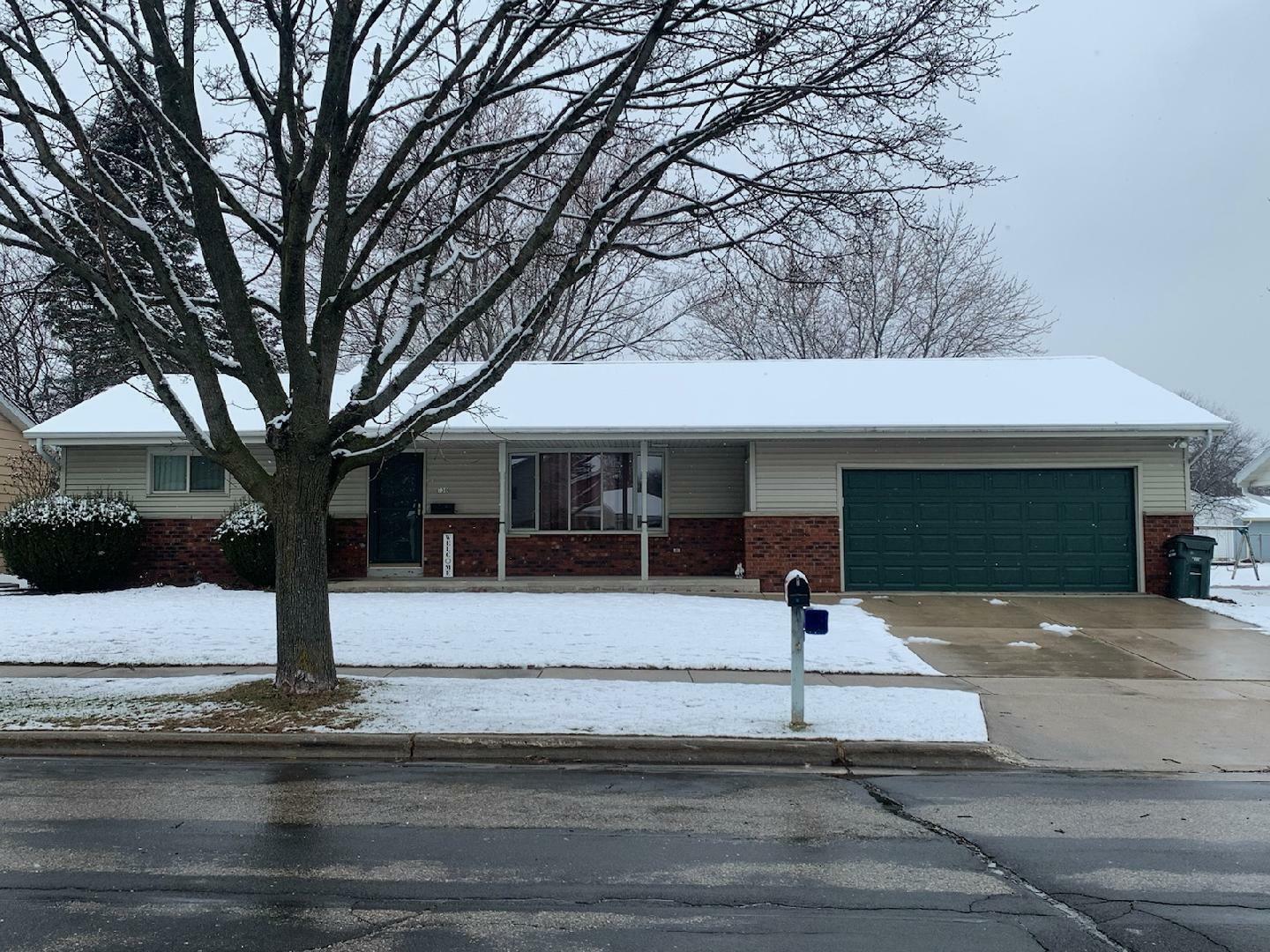 Property Photo: 730 Juniper Ct WI 53095