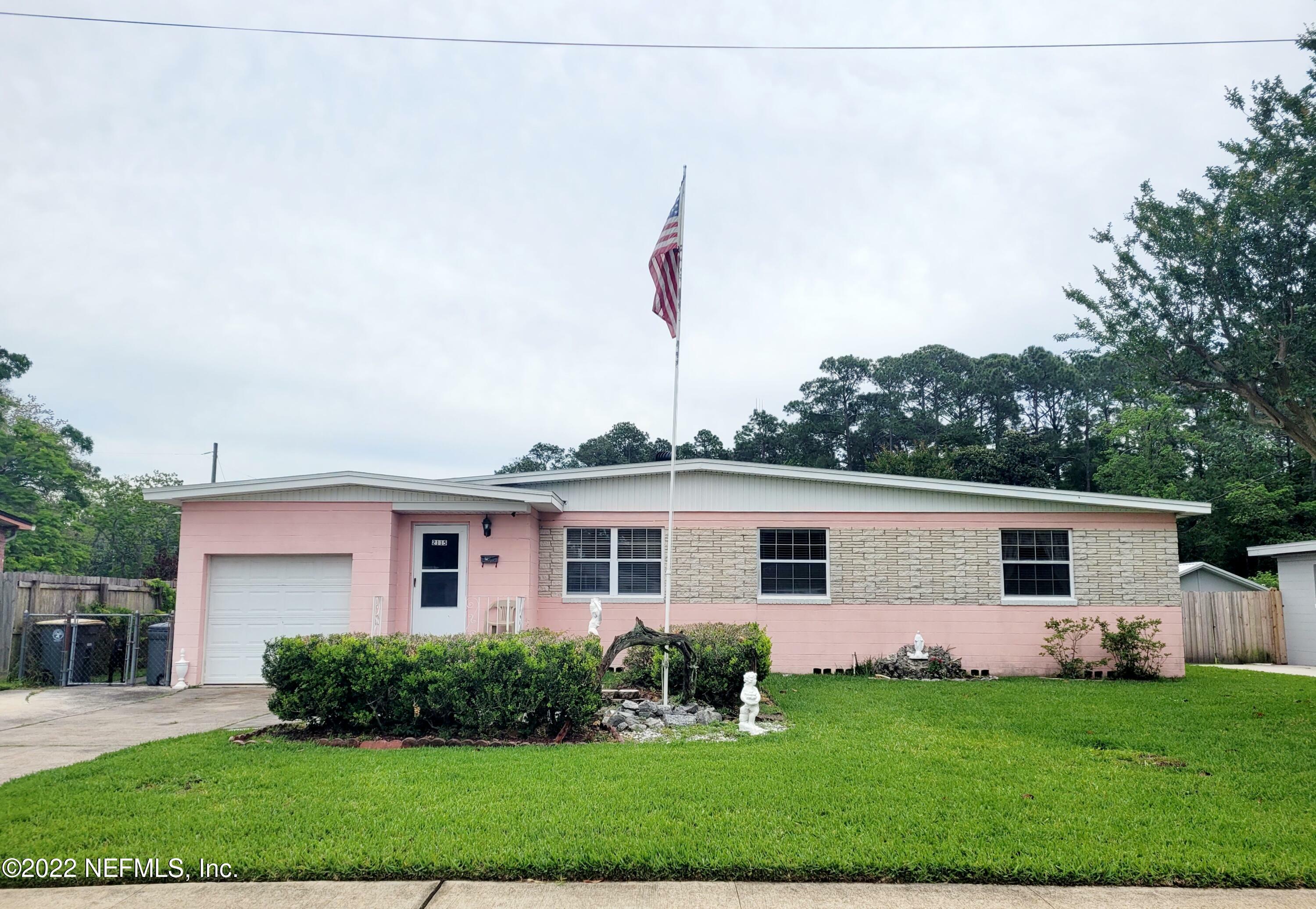 Property Photo:  2115 East Road  FL 32216 