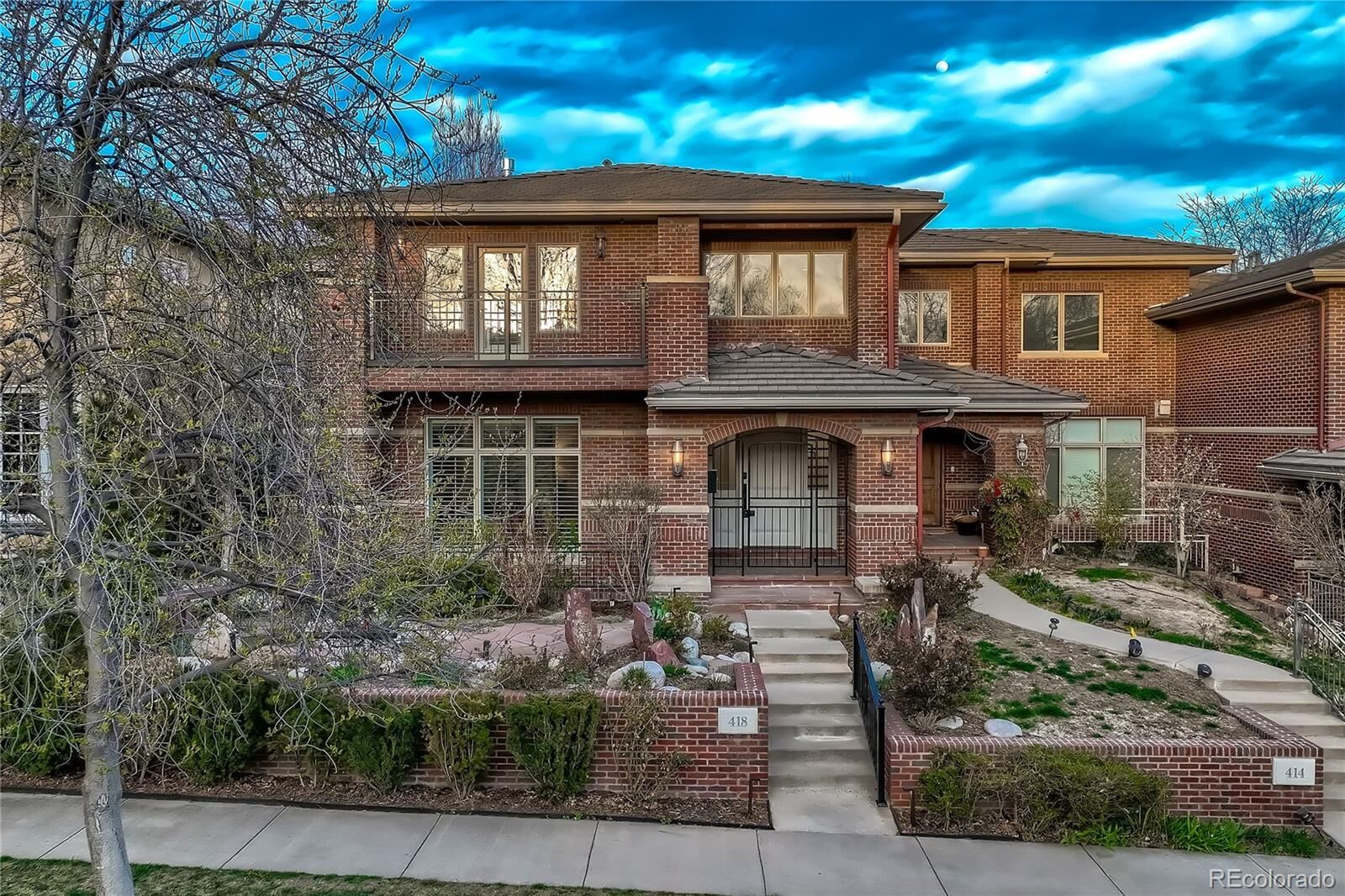 Property Photo: 418 Steele Street CO 80206