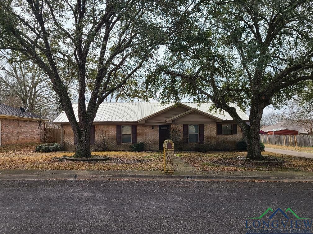 Property Photo:  1911 Price St  TX 75654 