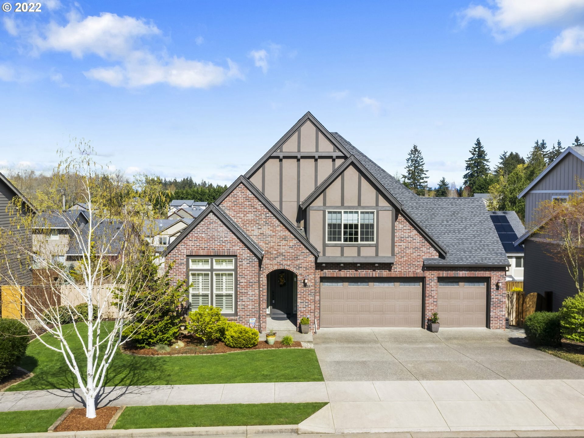 Property Photo: 9234 SE Grace Cir OR 97086