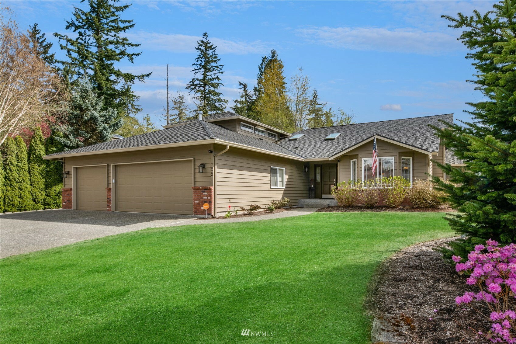 Property Photo:  7022 156th Street SE  WA 98296 