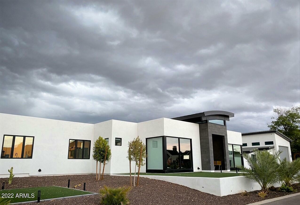 Property Photo: 10136 W Staghorn Road AZ 85383