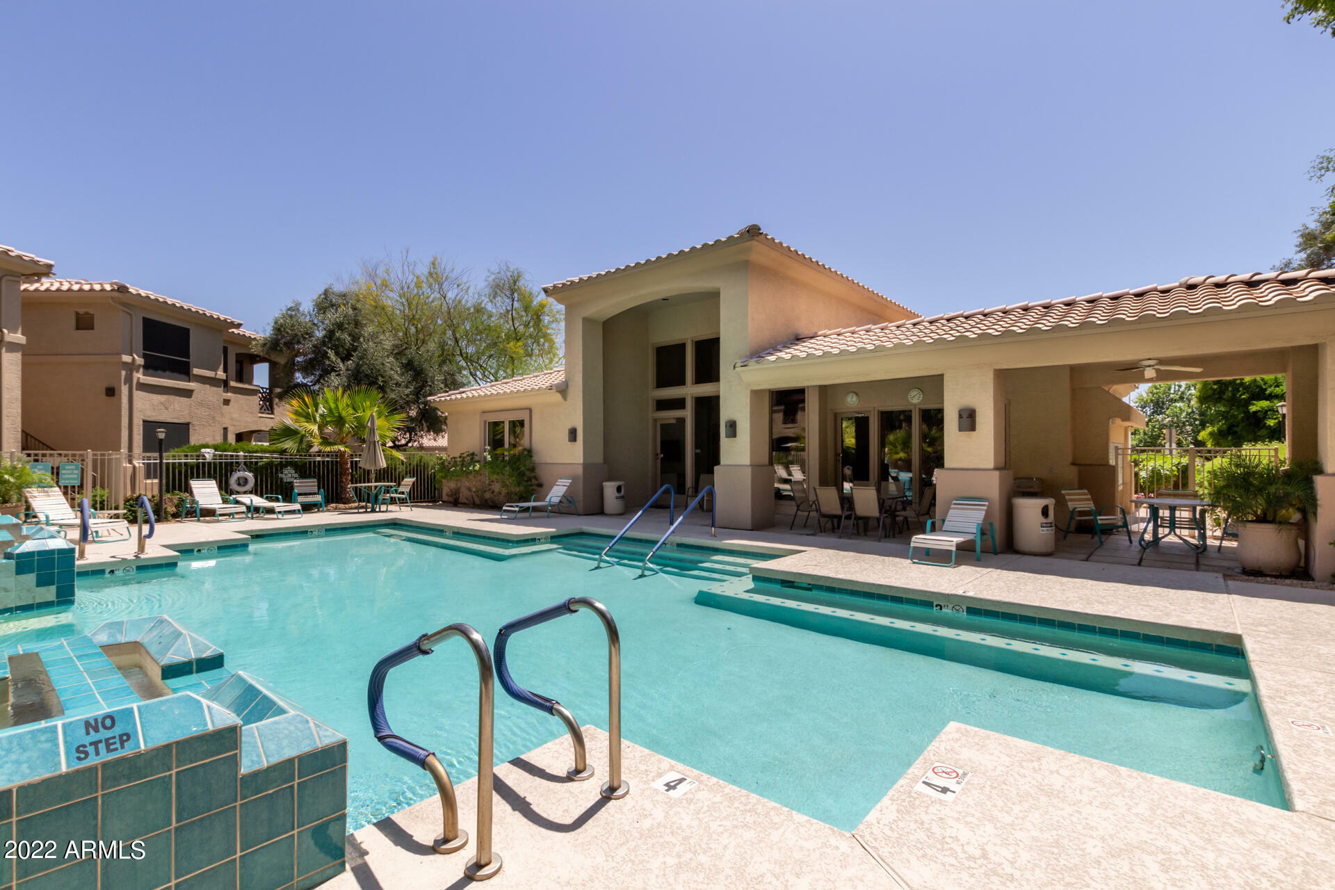 Property Photo: 9550 E Thunderbird Road 203 AZ 85260