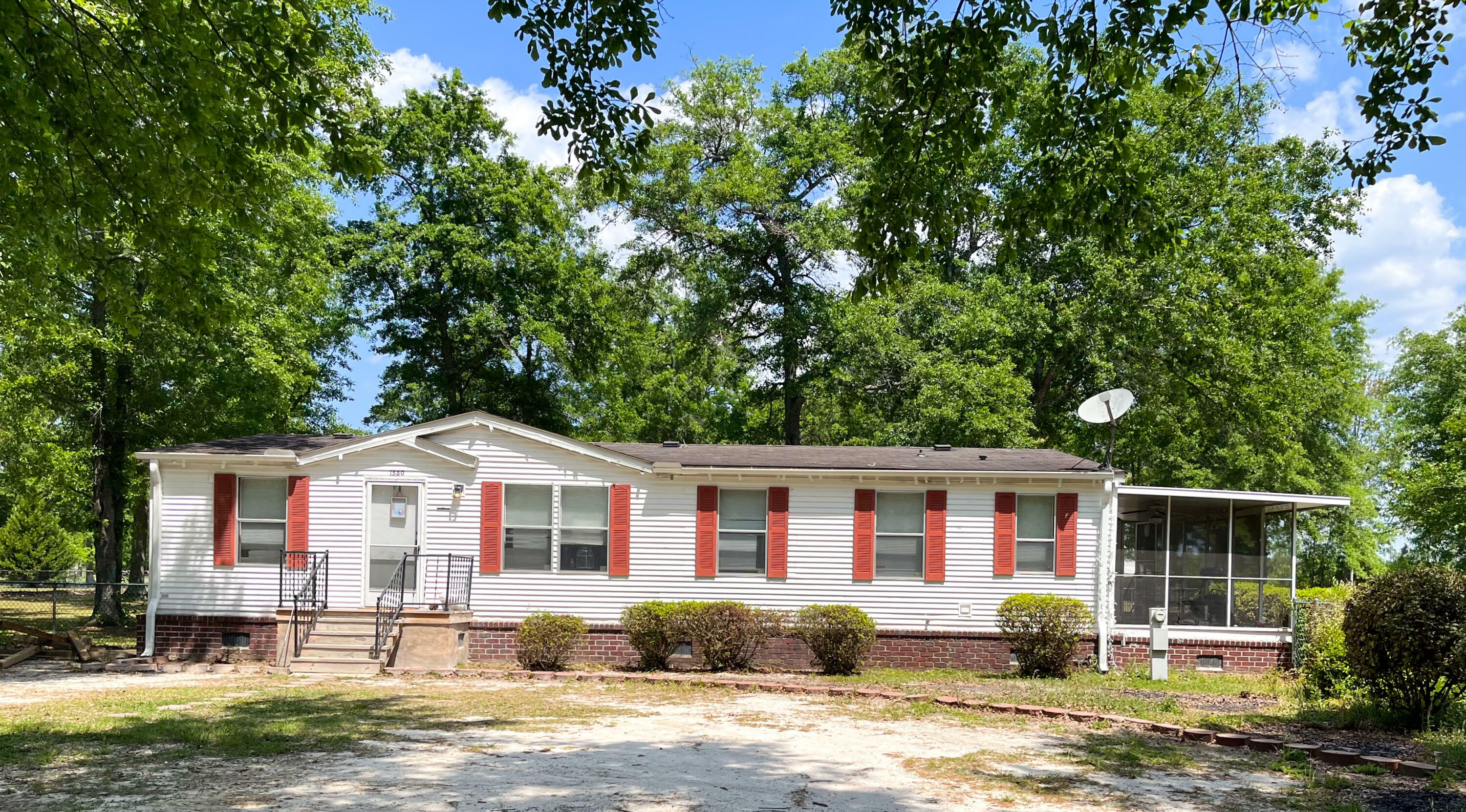 Property Photo:  1580 Highway 311  SC 29436 