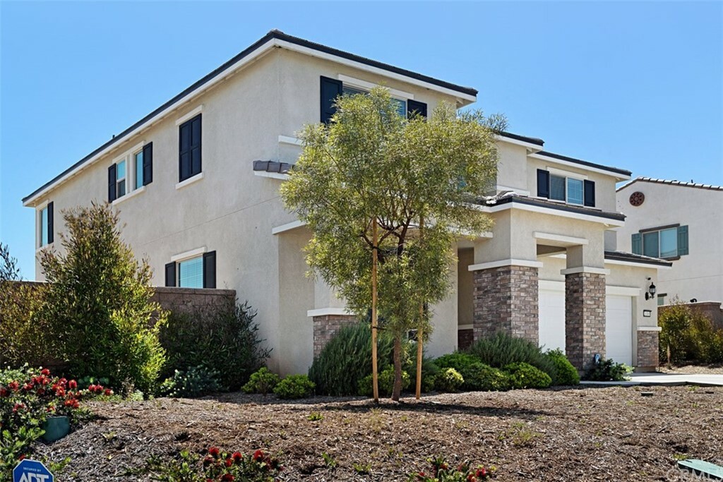 Property Photo:  28385 Feldspar Drive  CA 92584 