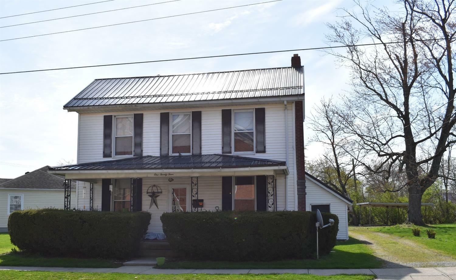 Property Photo:  124 W Elm St  OH 45169 