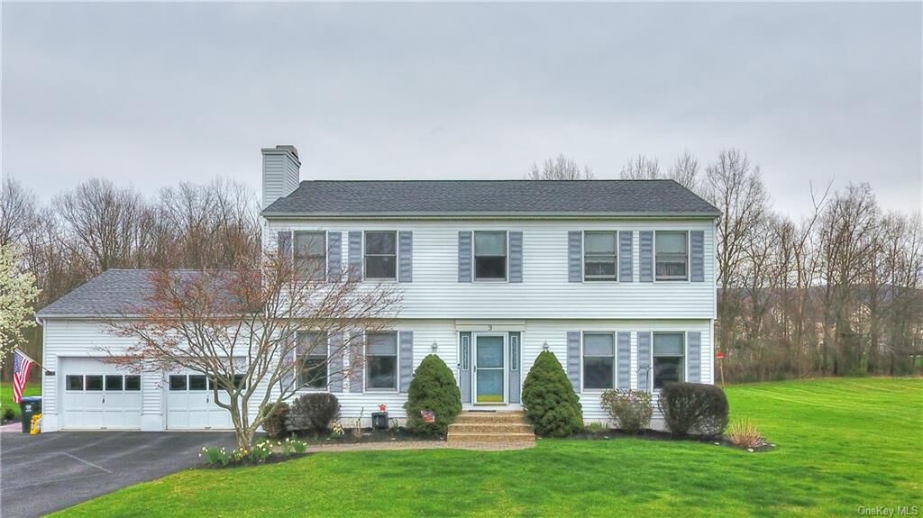 Property Photo:  9 Canterbury Circle  NY 10992 