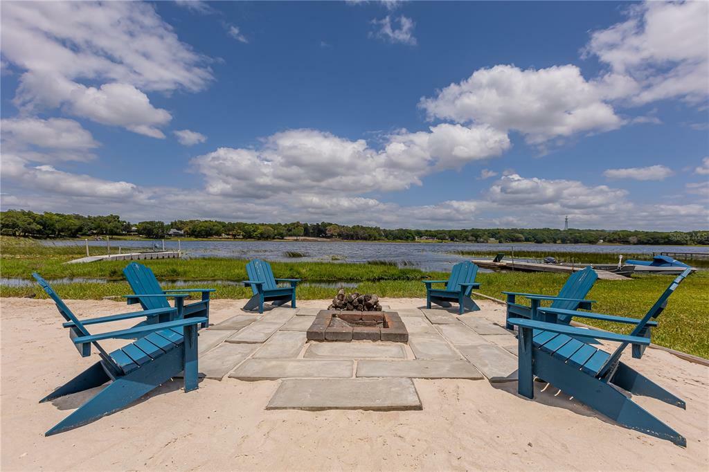 Property Photo: 848 Hawk Landing FL 34731