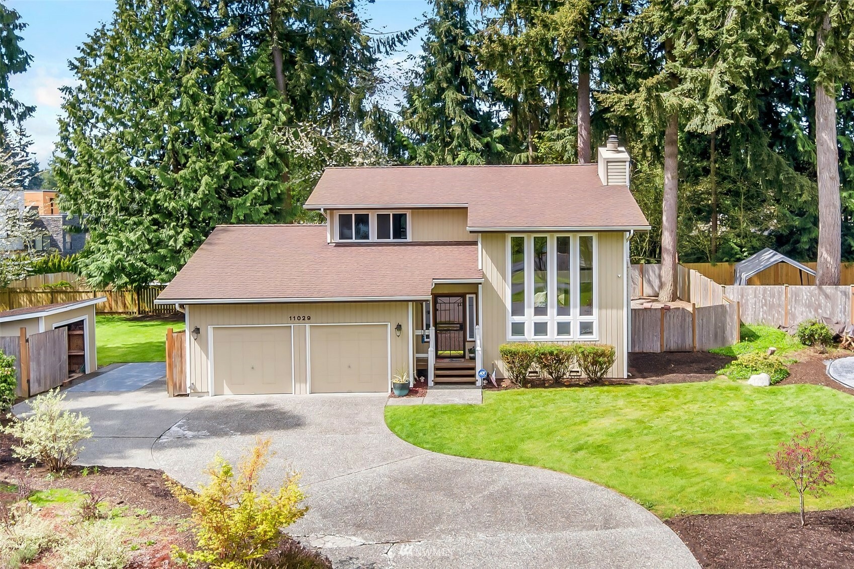 Property Photo:  11029 32nd Drive SE  WA 98208 