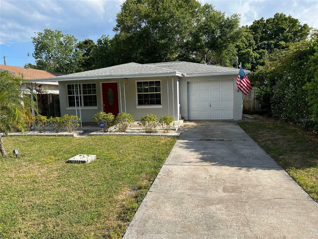 Property Photo:  3716 53rd Avenue N  FL 33714 