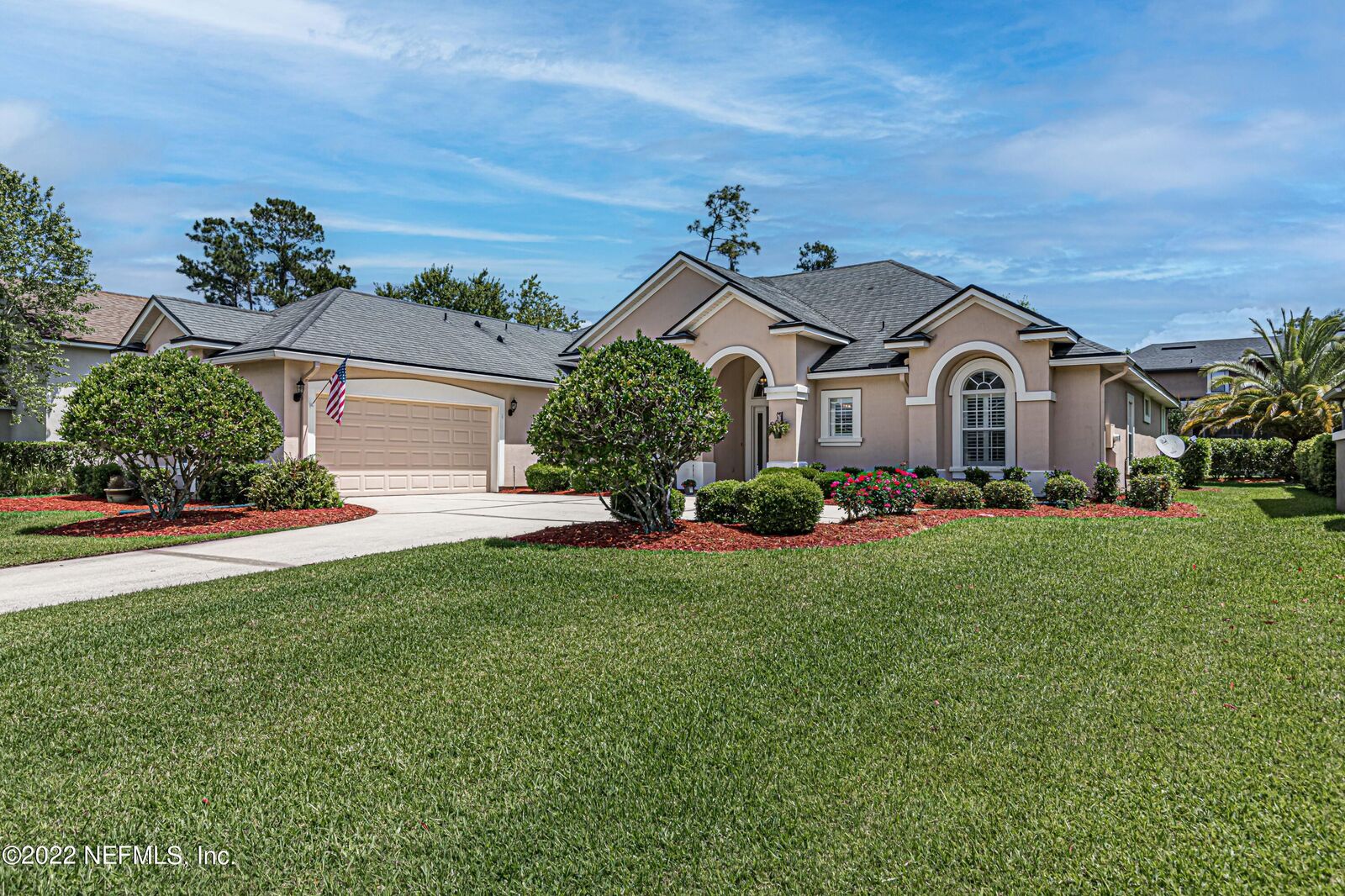 Property Photo: 2173 Autumn Cove Circle FL 32003
