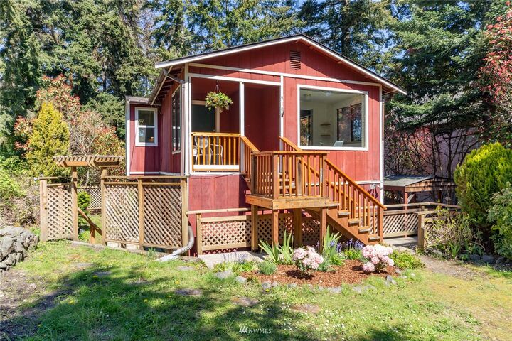 910 16th Street  Port Townsend WA 98368 photo