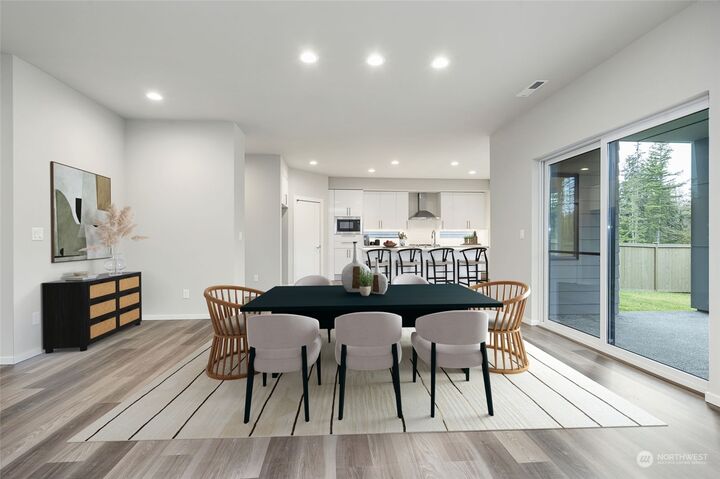 Property Photo: 33407 Holly Avenue SE WA 98010