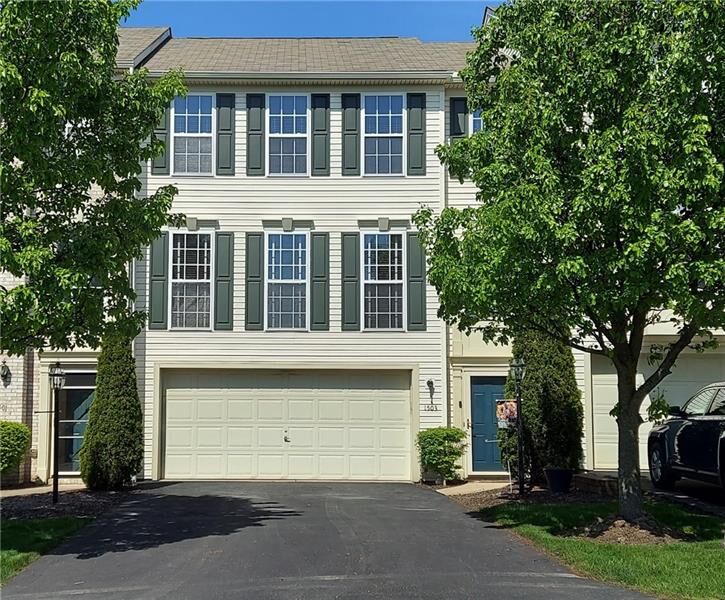 Property Photo:  1503 Michael Dr  PA 15227 