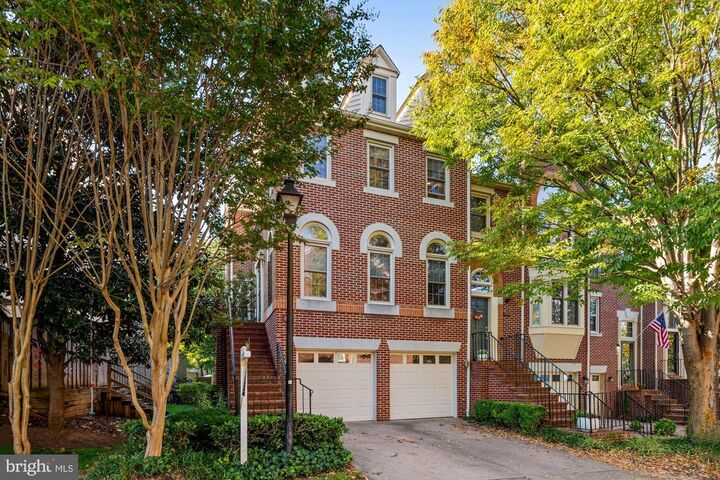 3900 Charles Avenue  Alexandria VA 22305 photo