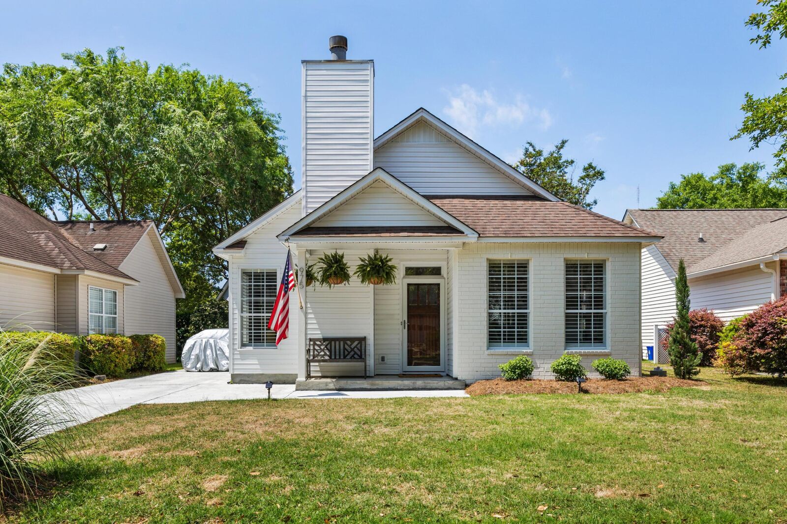 Property Photo:  975 Provincial Circle  SC 29464 