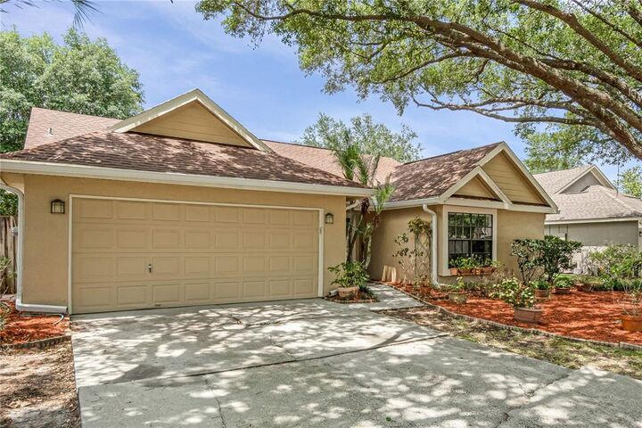 Property Photo:  1810 Cypress Ridge Drive  FL 32825 
