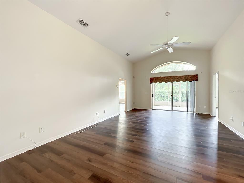 Property Photo:  4458 Brookdale Court  FL 32826 