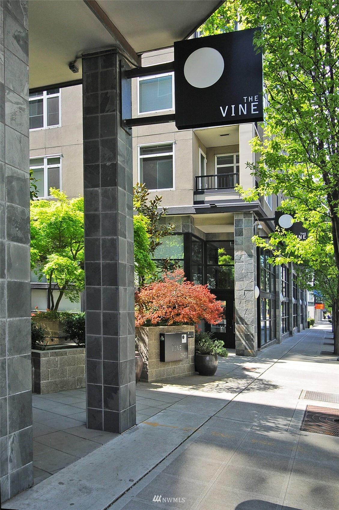 Property Photo:  2607 Western Avenue 206  WA 98121 