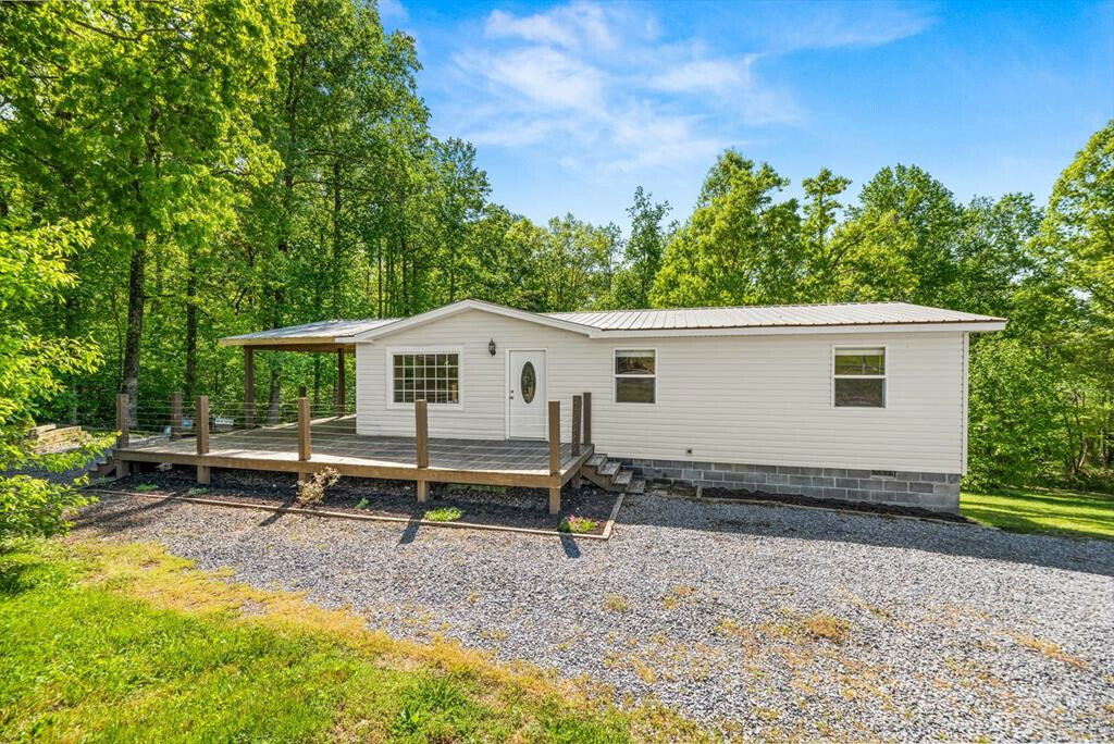 Property Photo:  445 County Road 282  TN 37826 