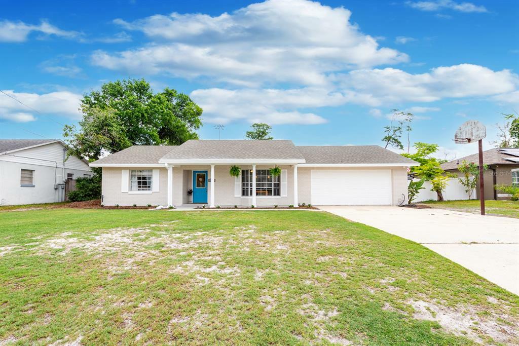 Property Photo:  1041 Hemingway Drive  FL 32725 