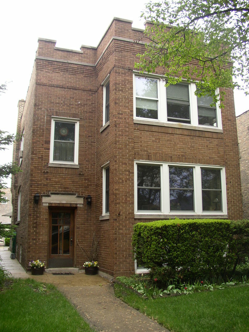 Property Photo:  639 Elgin Avenue 2  IL 60130 