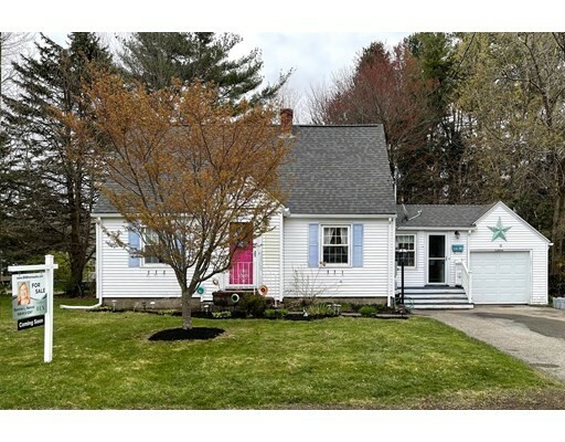 Property Photo:  18 Stoneleigh Rd.  MA 01520 