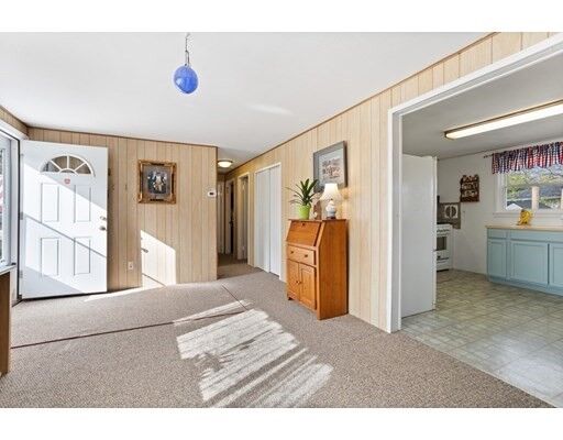 Property Photo: 4 Ashby Rd MA 01730