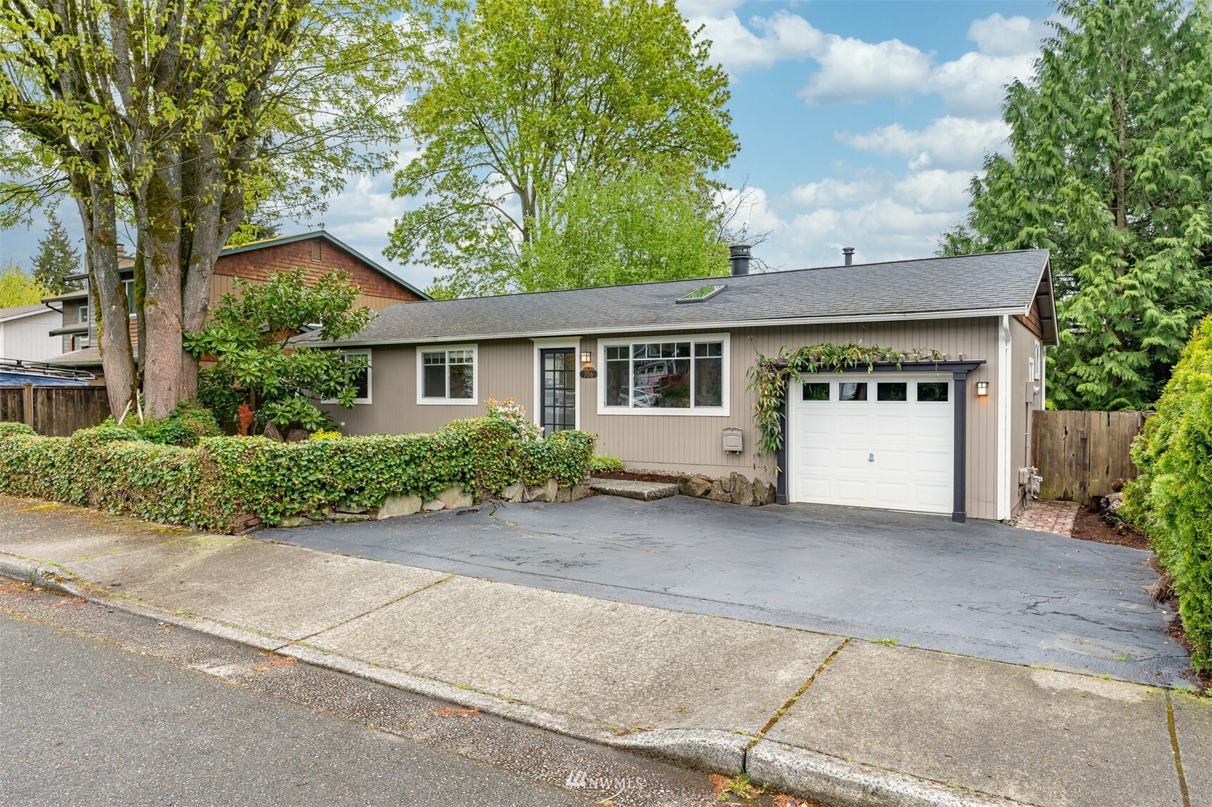 Property Photo: 706 204th Street SE WA 98012