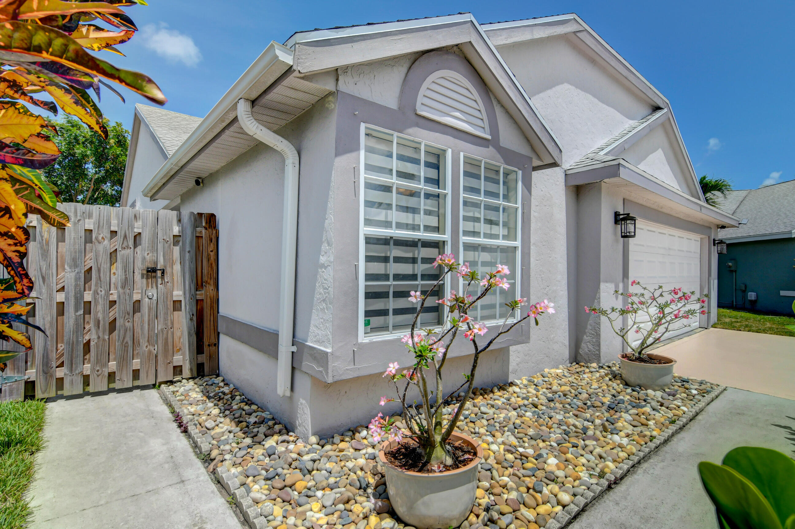 Property Photo:  14 Heather Trace Drive  FL 33436 
