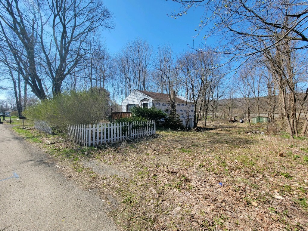 2704 Owego Road  Vestal NY 13850 photo