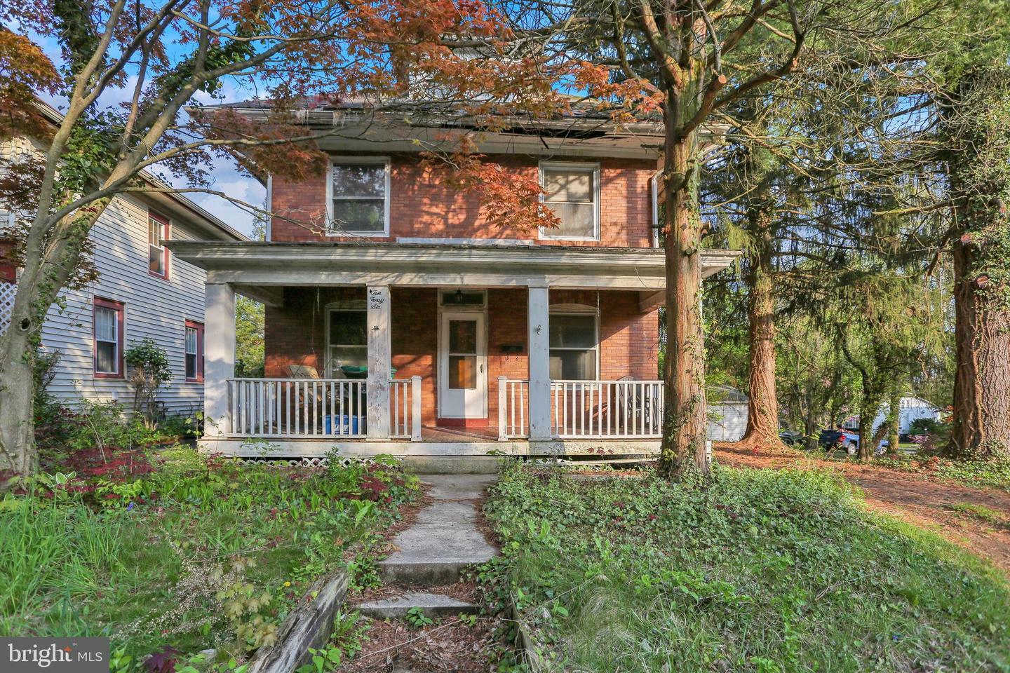 Property Photo:  1046 Carsonia Avenue  PA 19606 