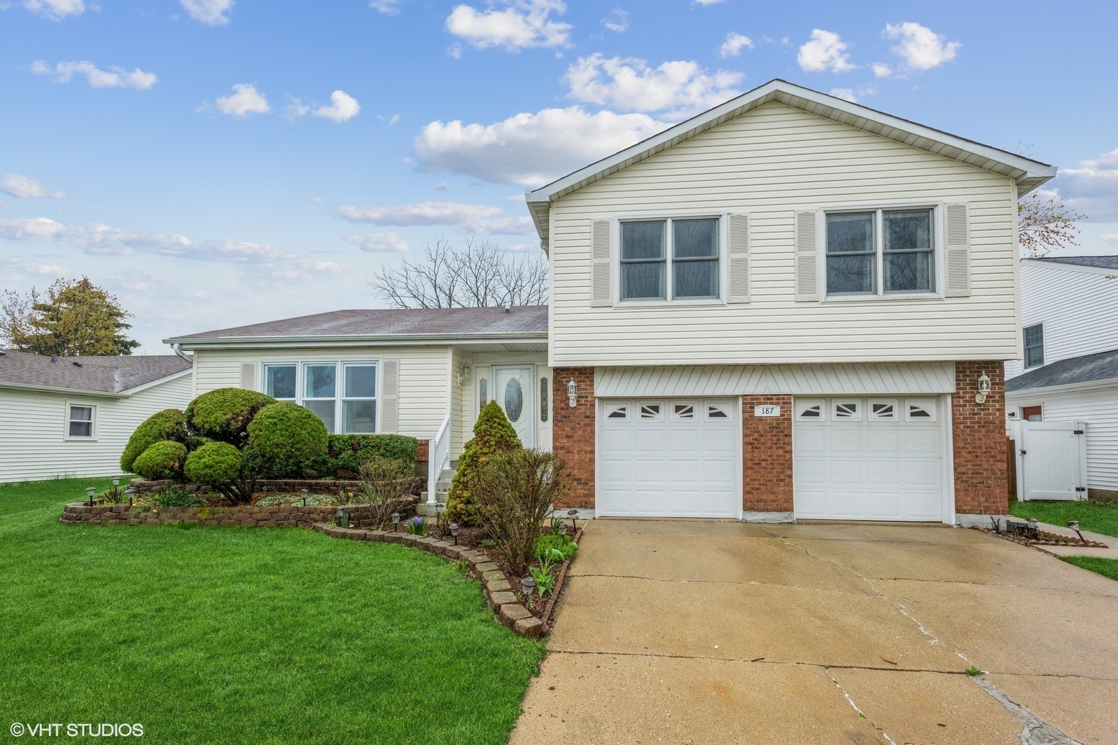 Property Photo: 187 Mill Pond Drive IL 60139
