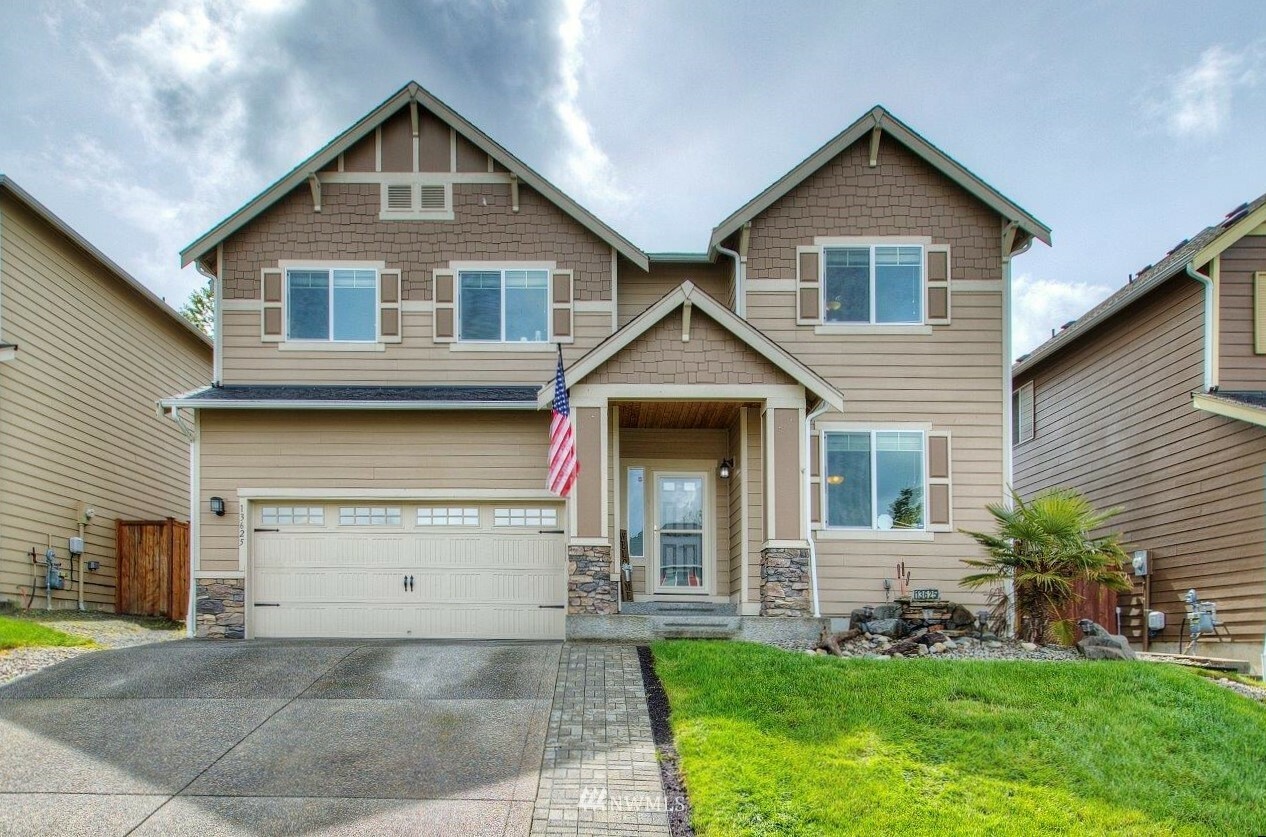 Property Photo:  13625 74th Avenue Ct E  WA 98373 